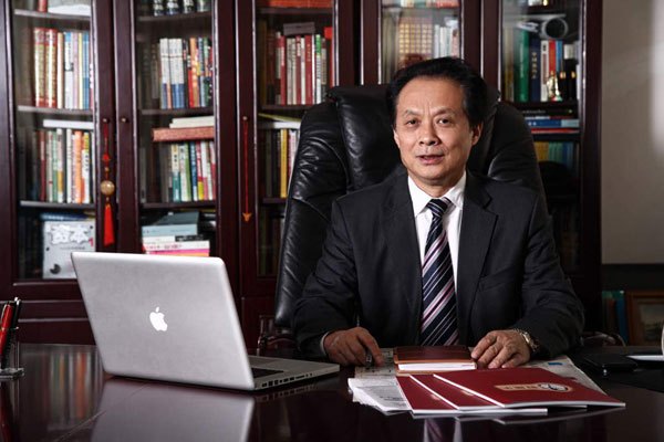 全國人大代表、好醫(yī)生藥業(yè)集團(tuán)董事長耿福能